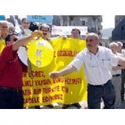 İZMİT TE KESK ÜYELERİNE POLİS DAYAĞI